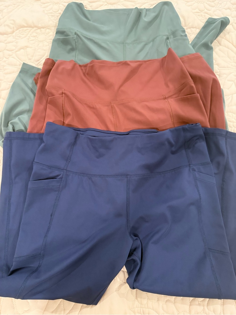Avia 3-Pack High-Waist Leggings in Blue, Rust, Mint
